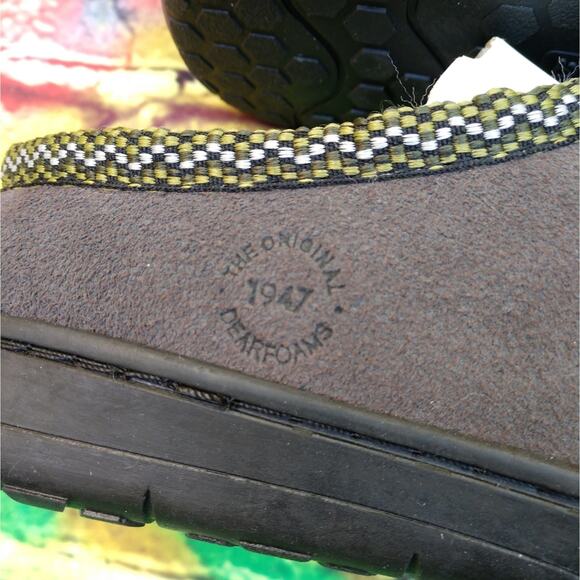 NWT in box Dearfoams Genuine Suede Clogs with Woven Taping Mens size 9 - Picture 3 of 11